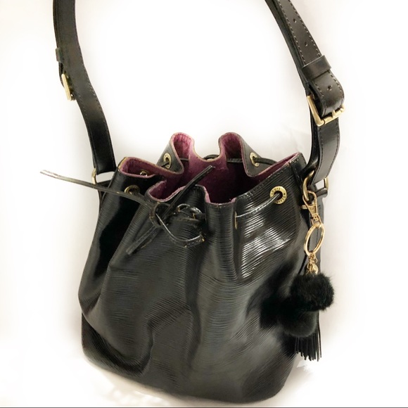 Louis Vuitton Handbags - Louis Vuitton EPI petit Noe Shoulder bag